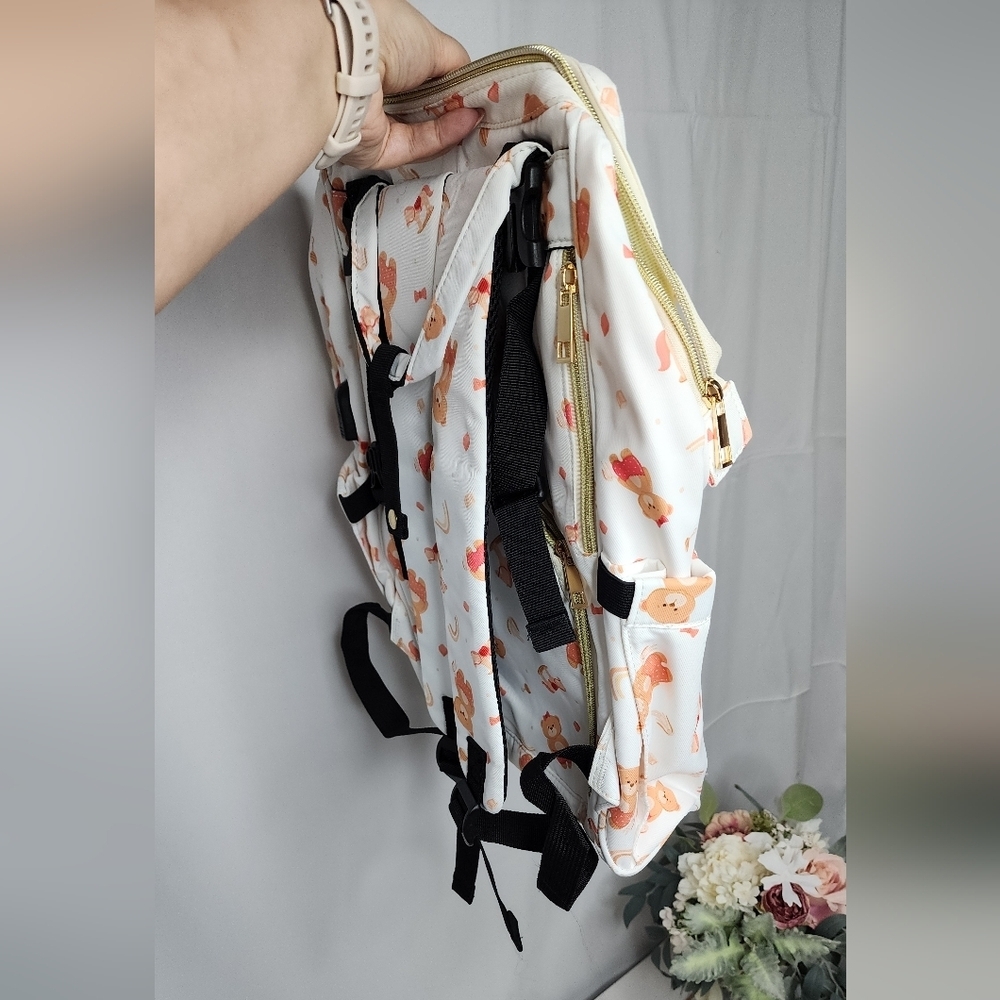 ‼️NEW IN‼️White Teddy Bear Print Diaper Backpack Fast Shipping 📦 - Picture 7 of 9